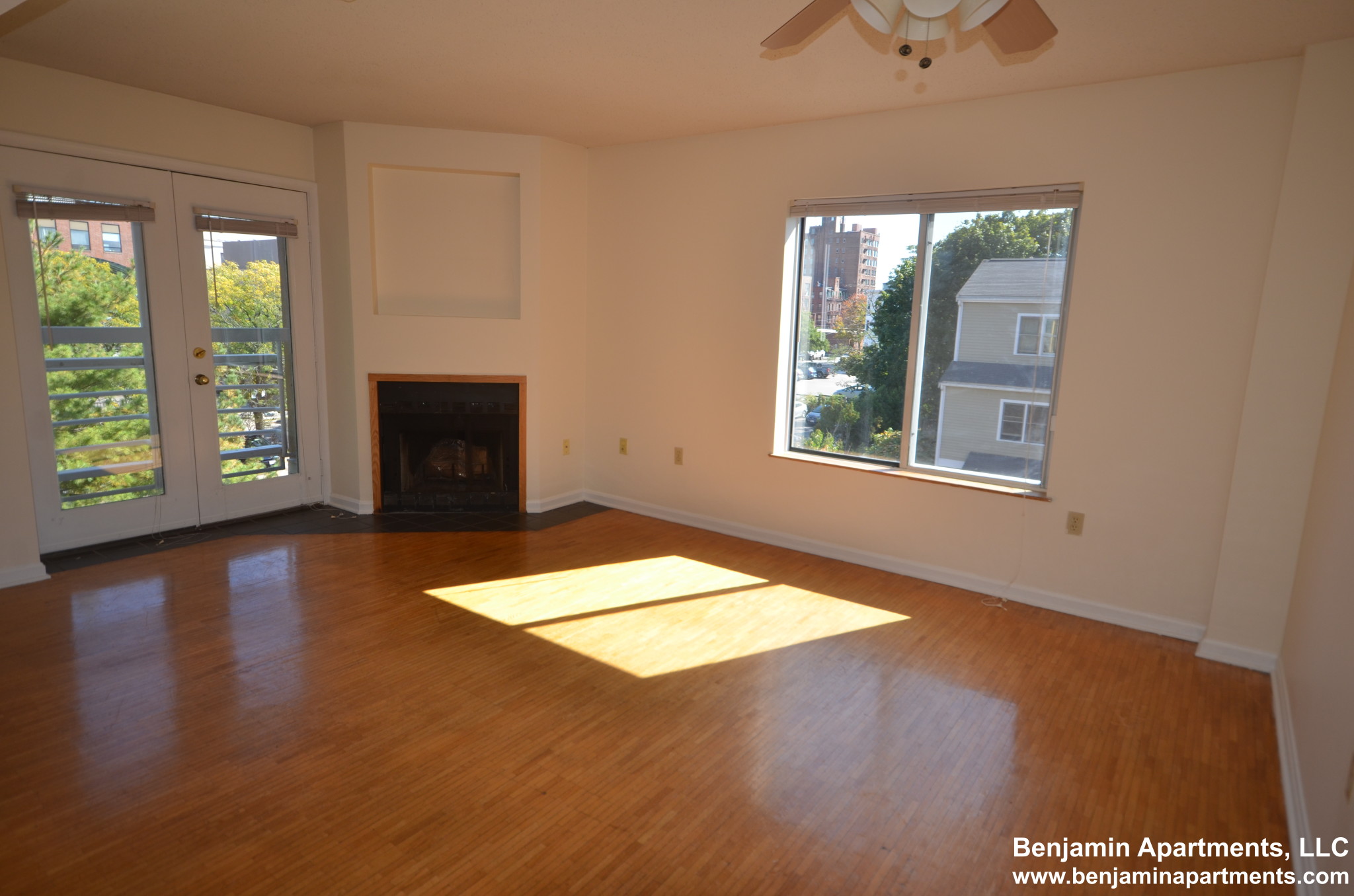 345 Franklin St, Central Square