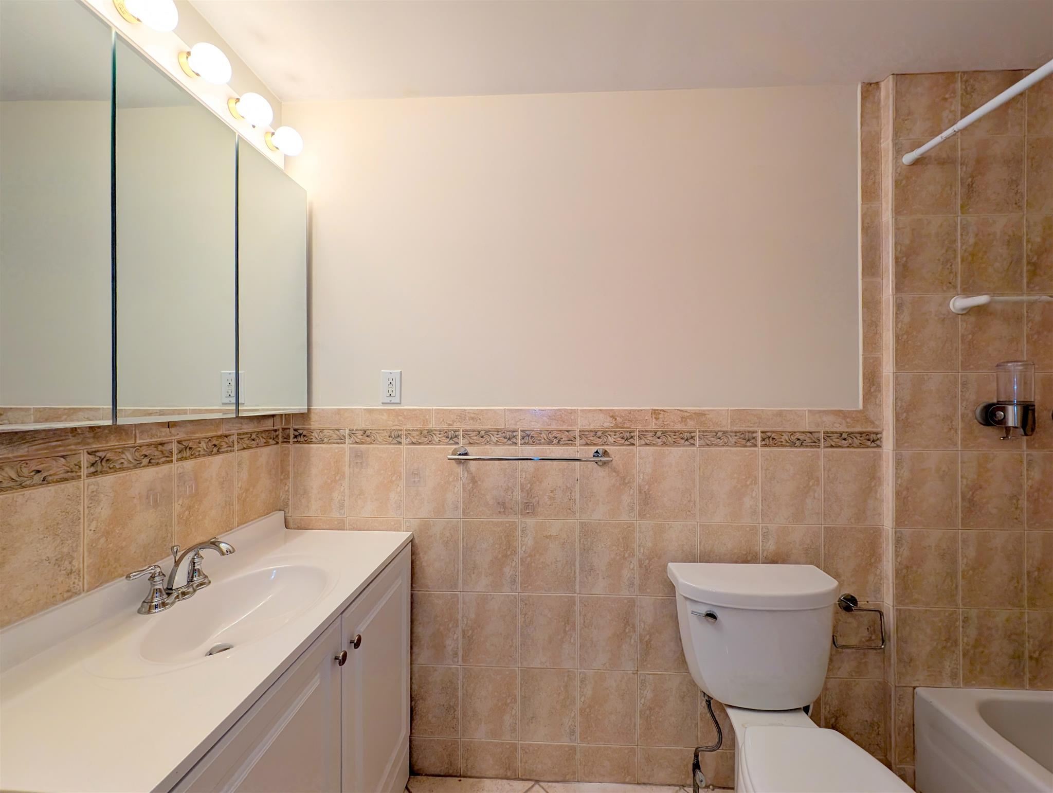 5 Locke St, North Cambridge