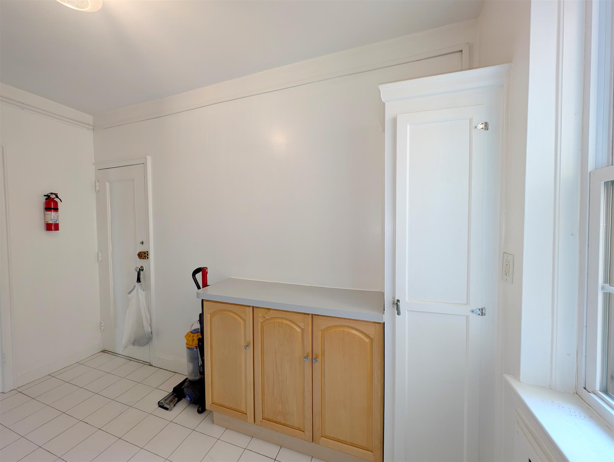 12 Ware St, Mid-Cambridge