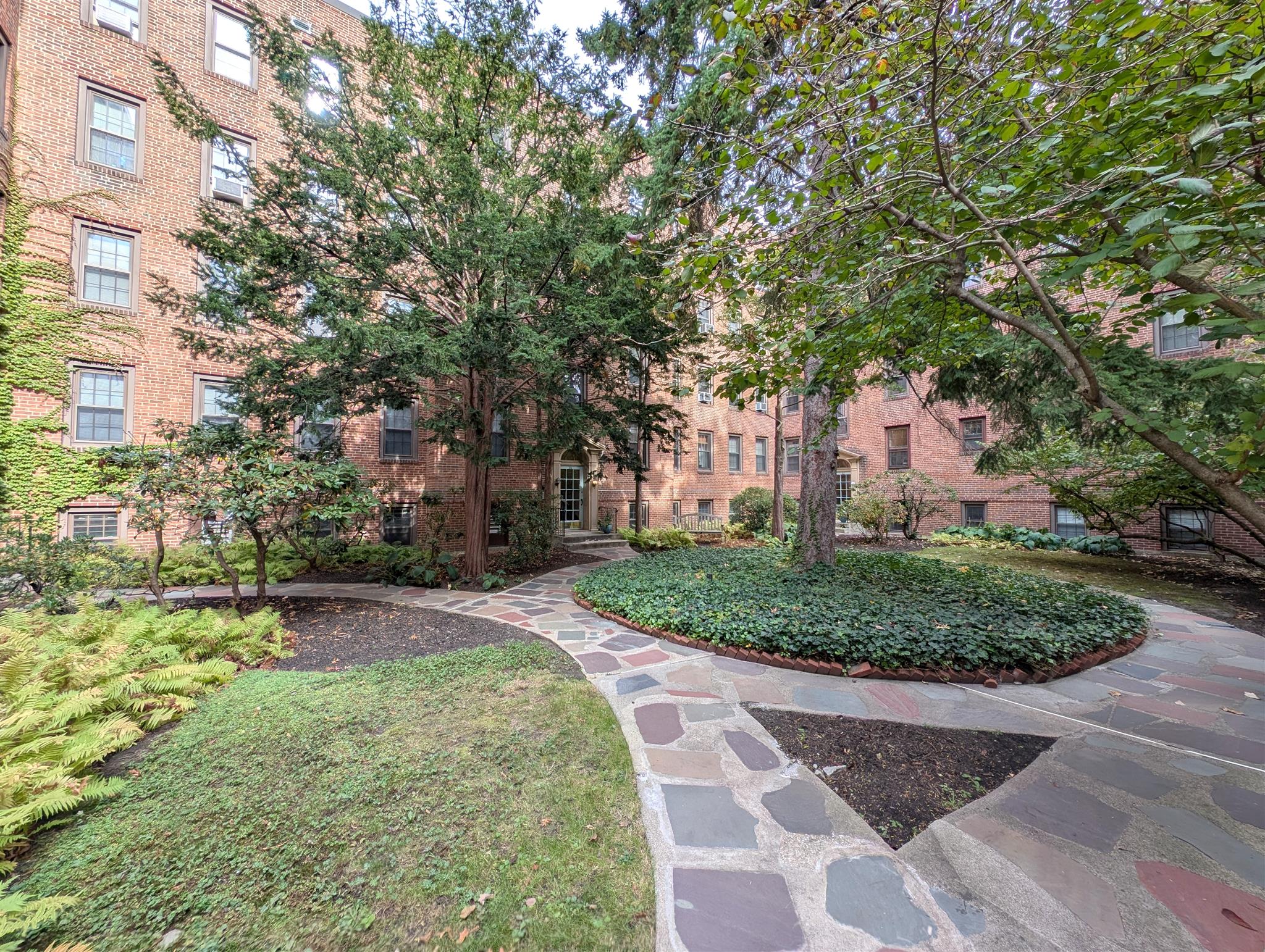 12 Ware St, Mid-Cambridge