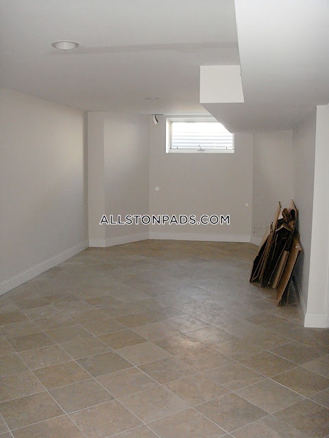 1 Raymond St, Allston