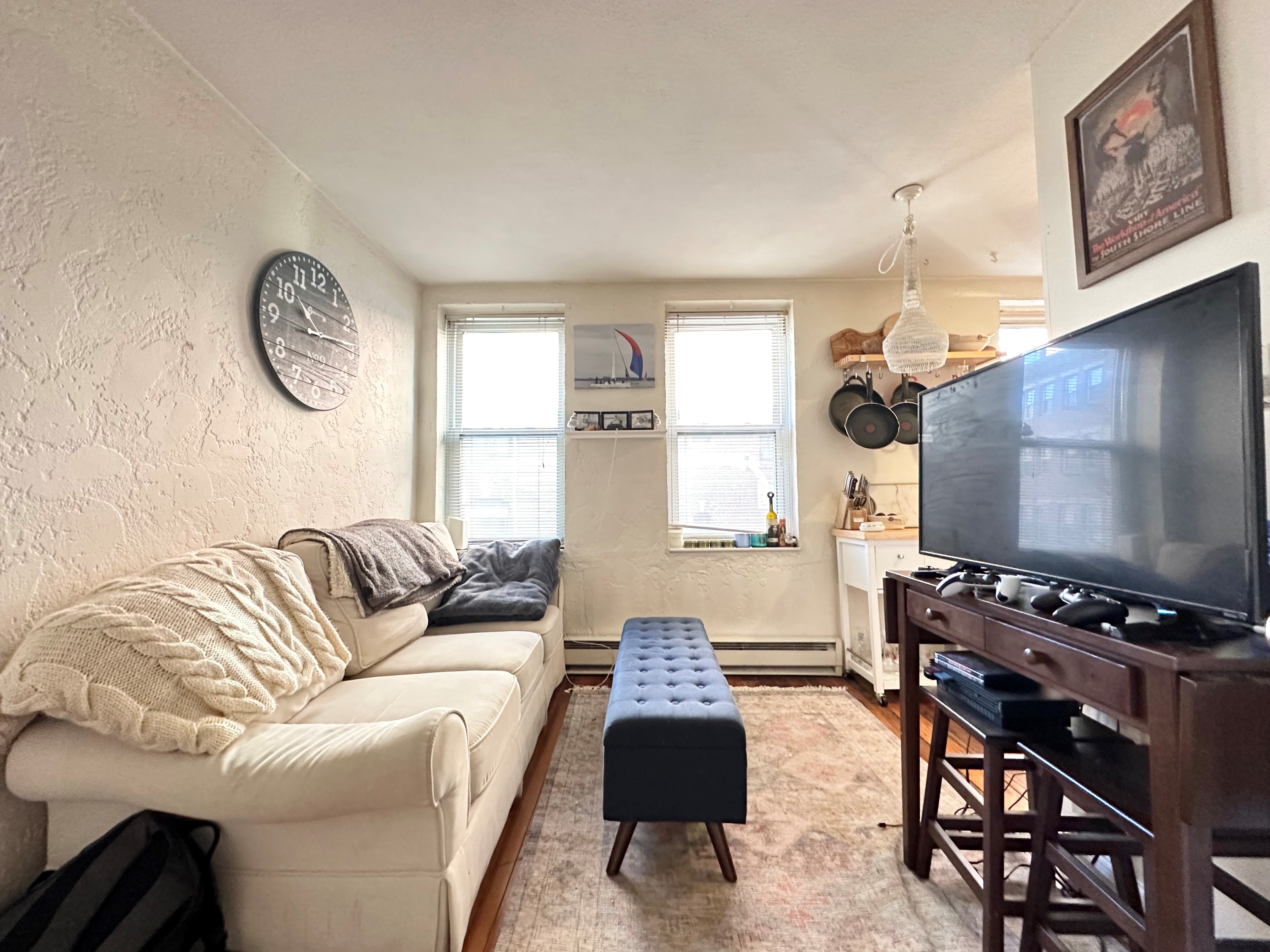 35 Charter St, North End