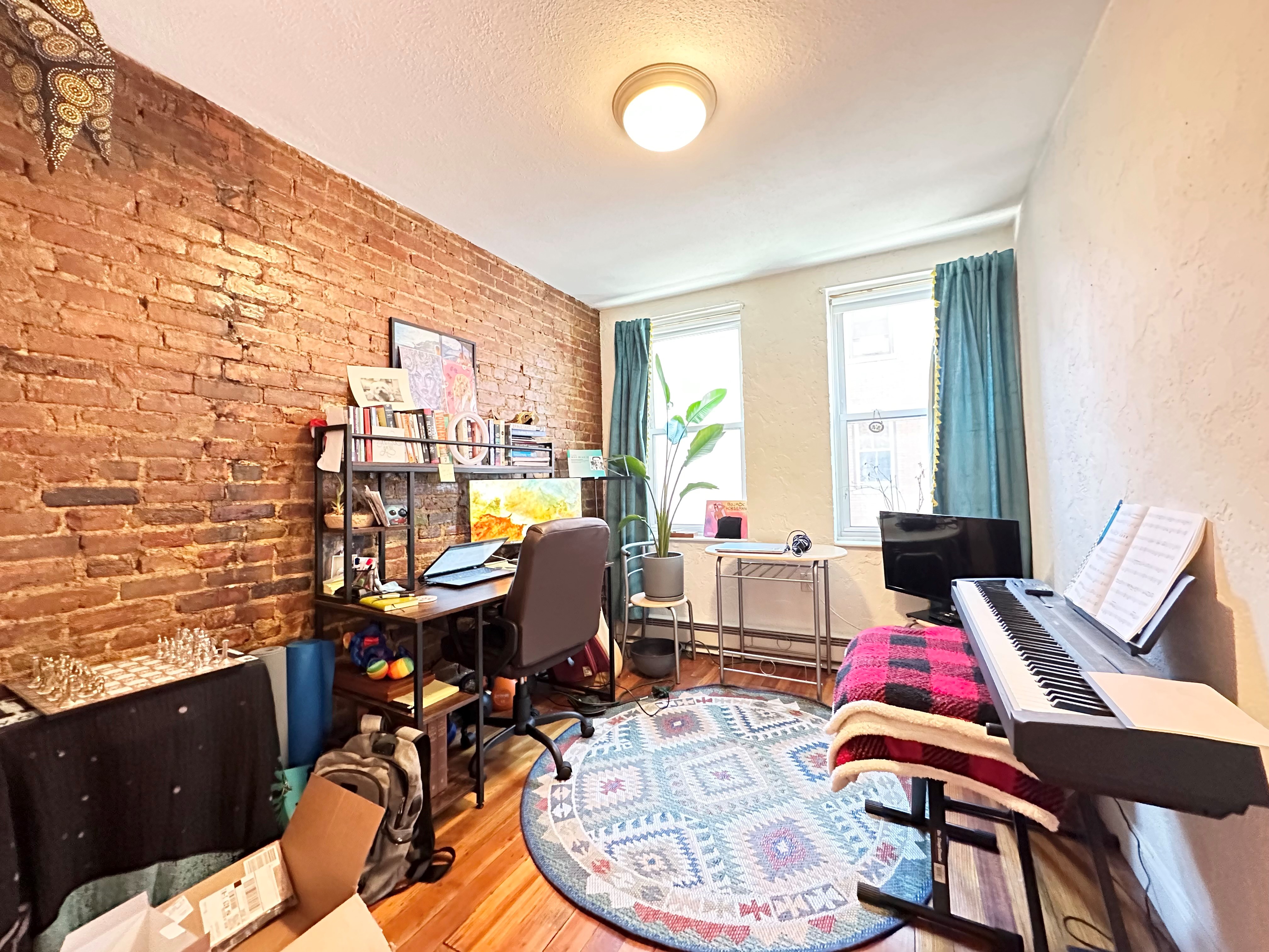 35 Charter St, North End