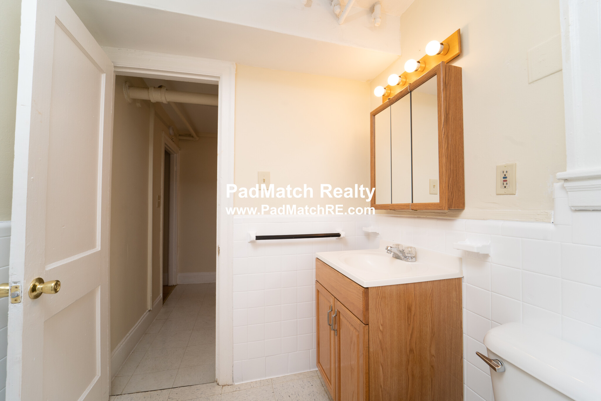 35 Gardner St, Allston