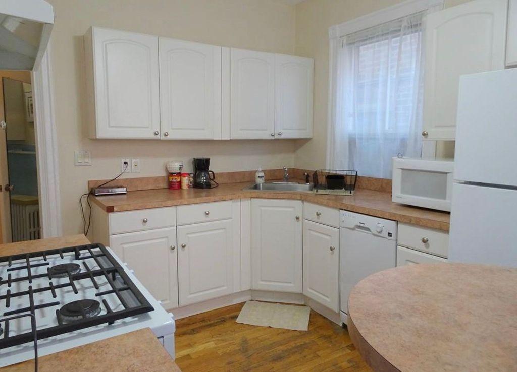 35 Harvard St, Central Village