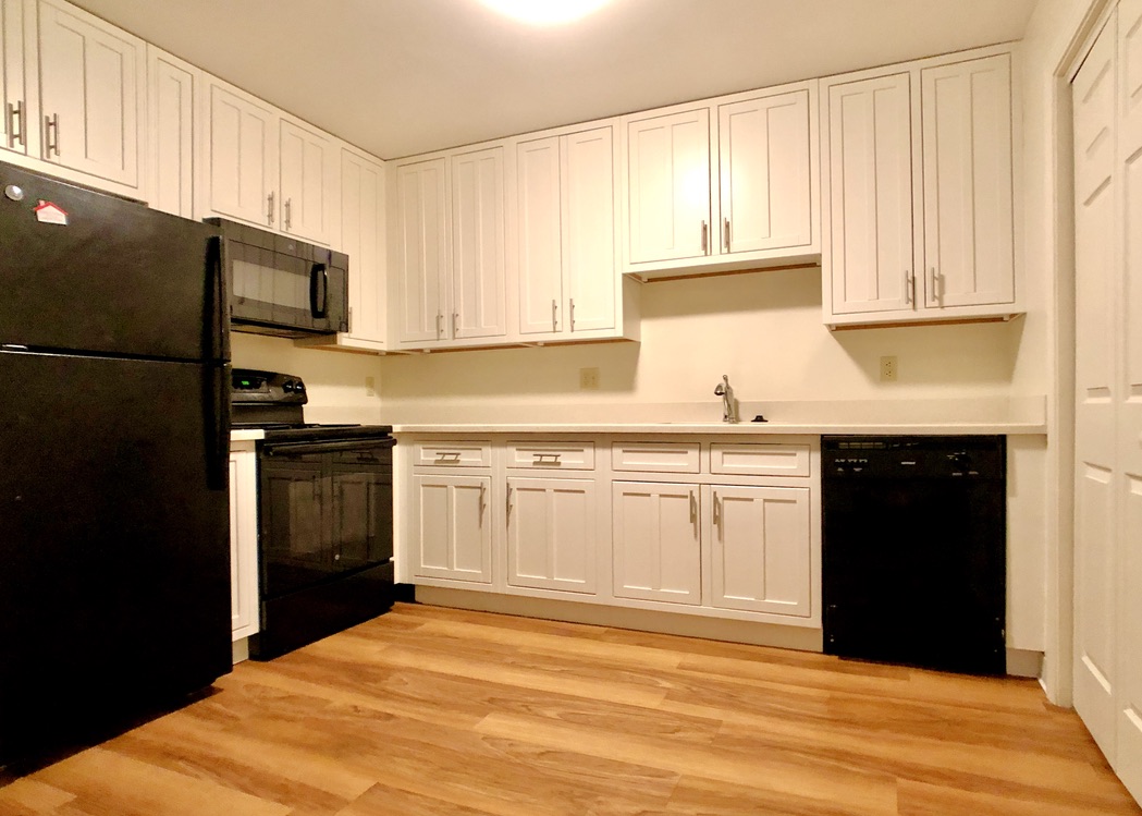 1600 Washington St, Newton