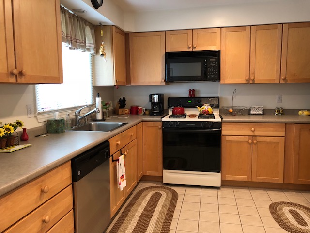 86 Chapel St, Nonantum