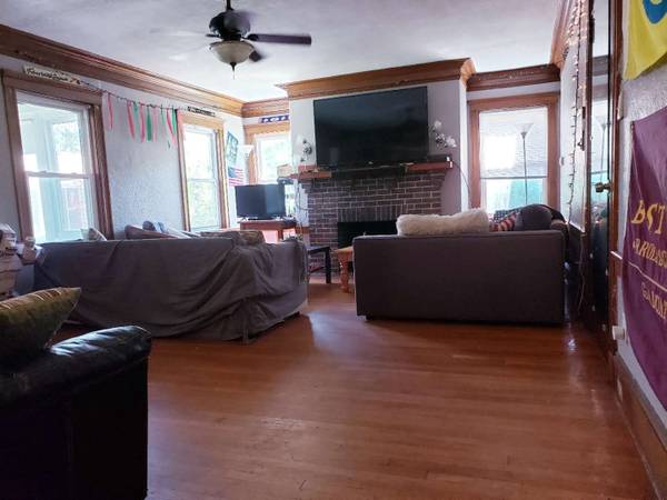 233-235 Commonwealth Ave, Chestnut Hill