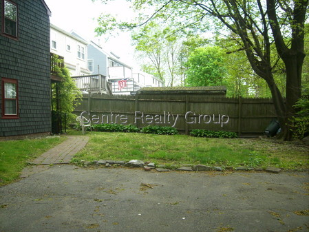 126 Derby St, West Newton