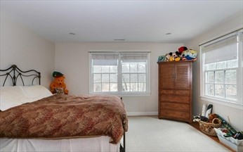 65 Blake St, Newtonville