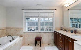 65 Blake St, Newtonville