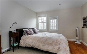 65 Blake St, Newtonville