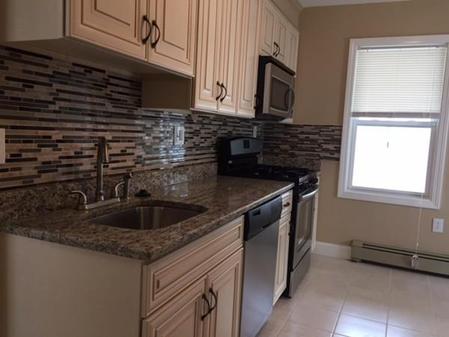 87 Harvard St, Banks Square