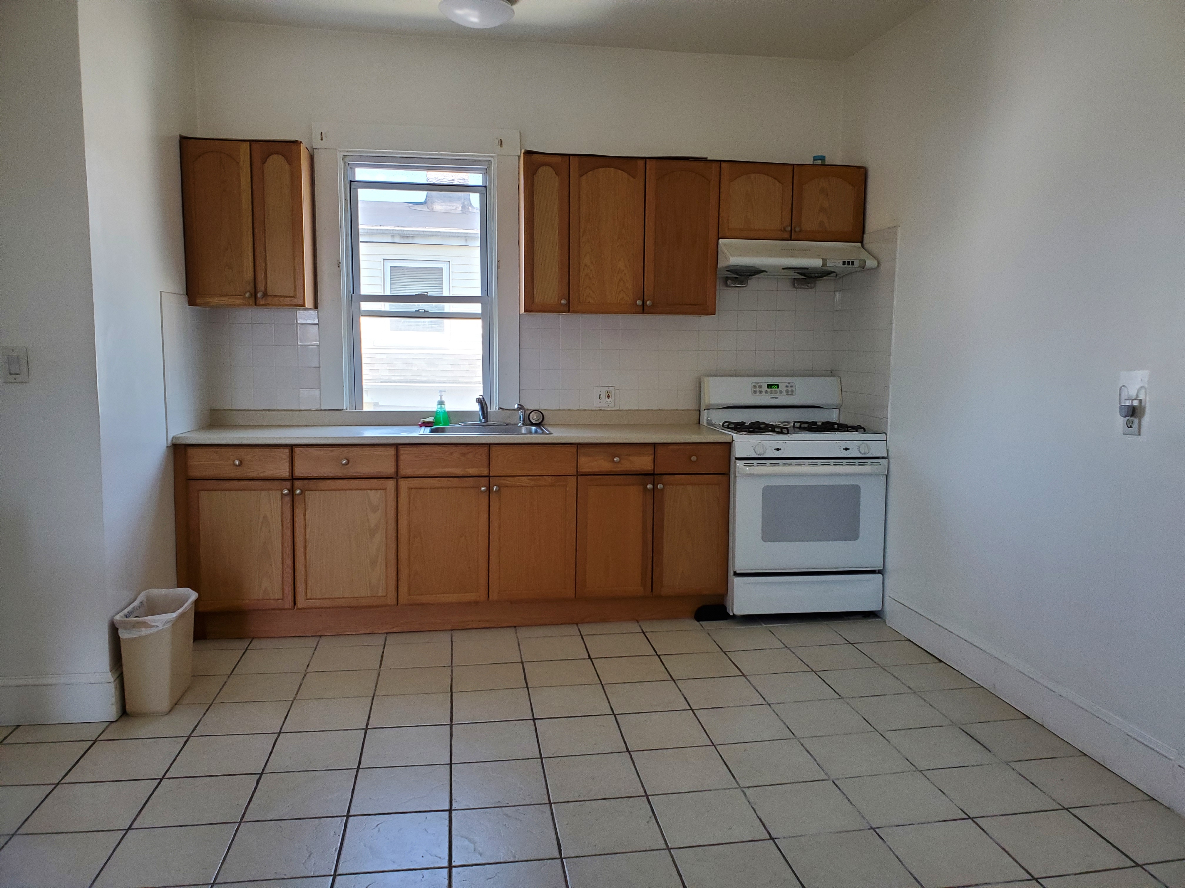 56 Pinckney St, East Somerville