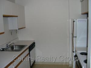 4 Cedar St, Wellesley