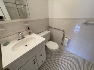 611 Watertown St, Newton