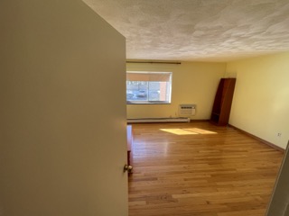 611 Watertown St, Newton