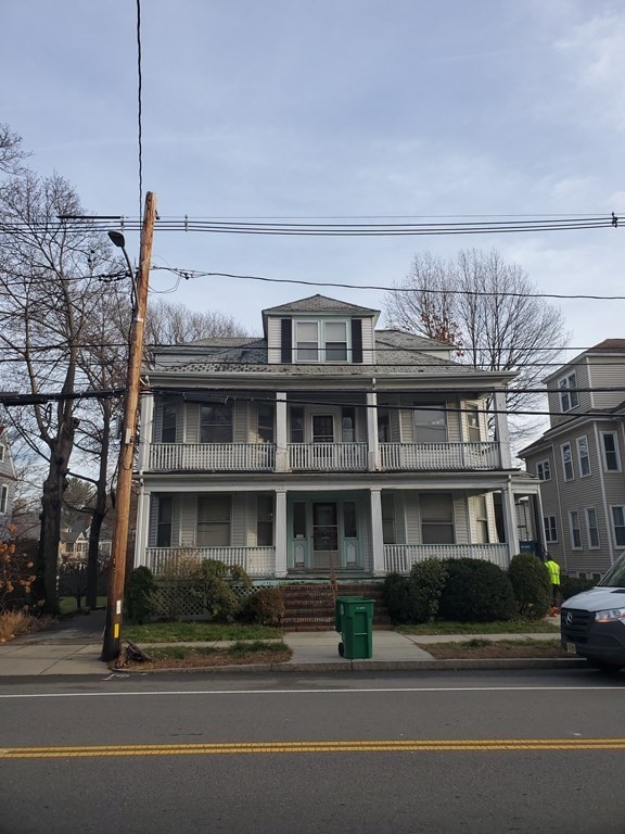 672 Centre St, Newton Corner