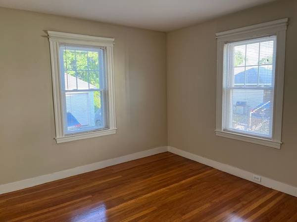 106 Dalby St, Nonantum