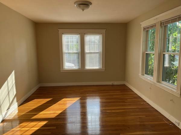 106 Dalby St, Nonantum