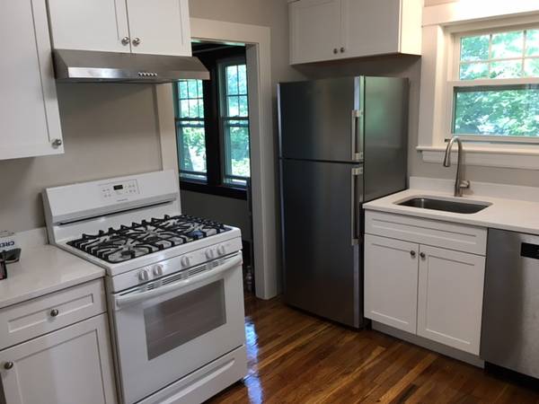 126 Derby St, West Newton