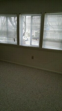 73 Hamlet St, Thompsonville