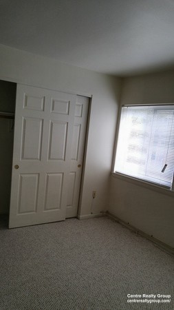 73 Hamlet St, Thompsonville