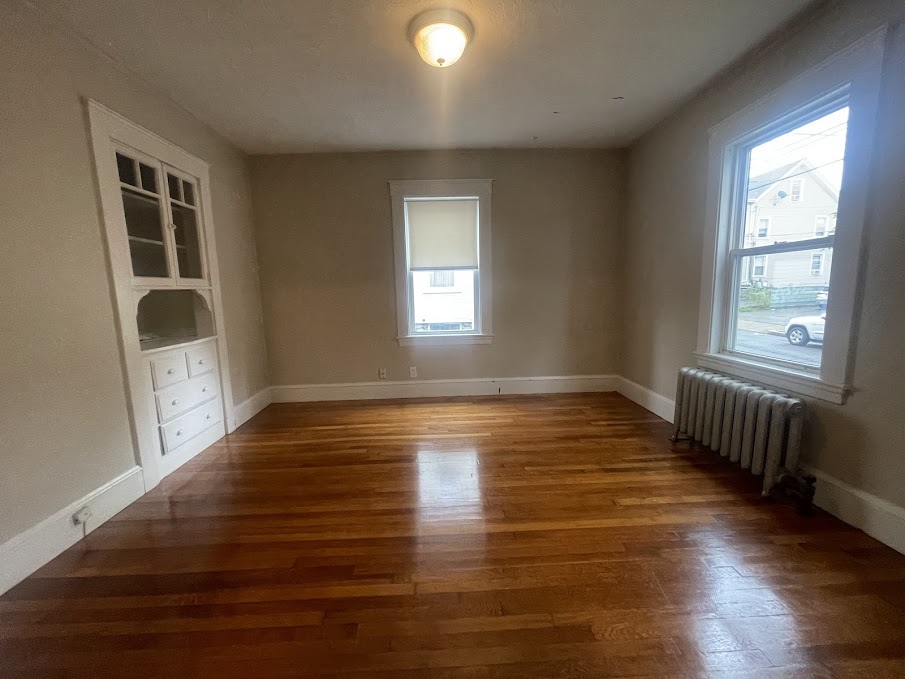 6 Derby St, South Side