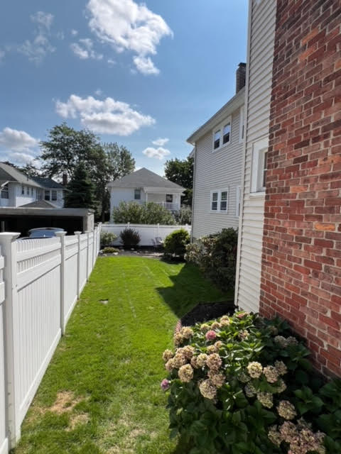 508 School St, Belmont