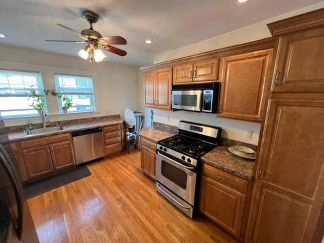 508 School St, Belmont