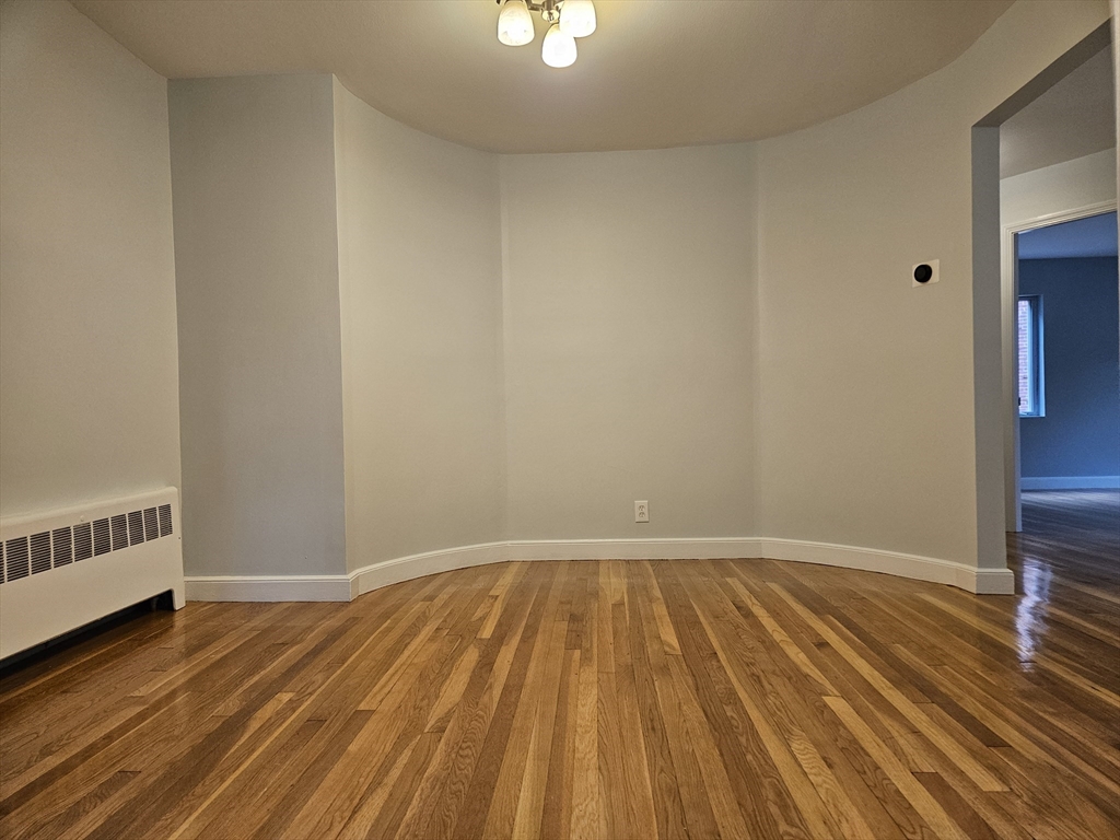 115 Langley Rd, Newton Centre