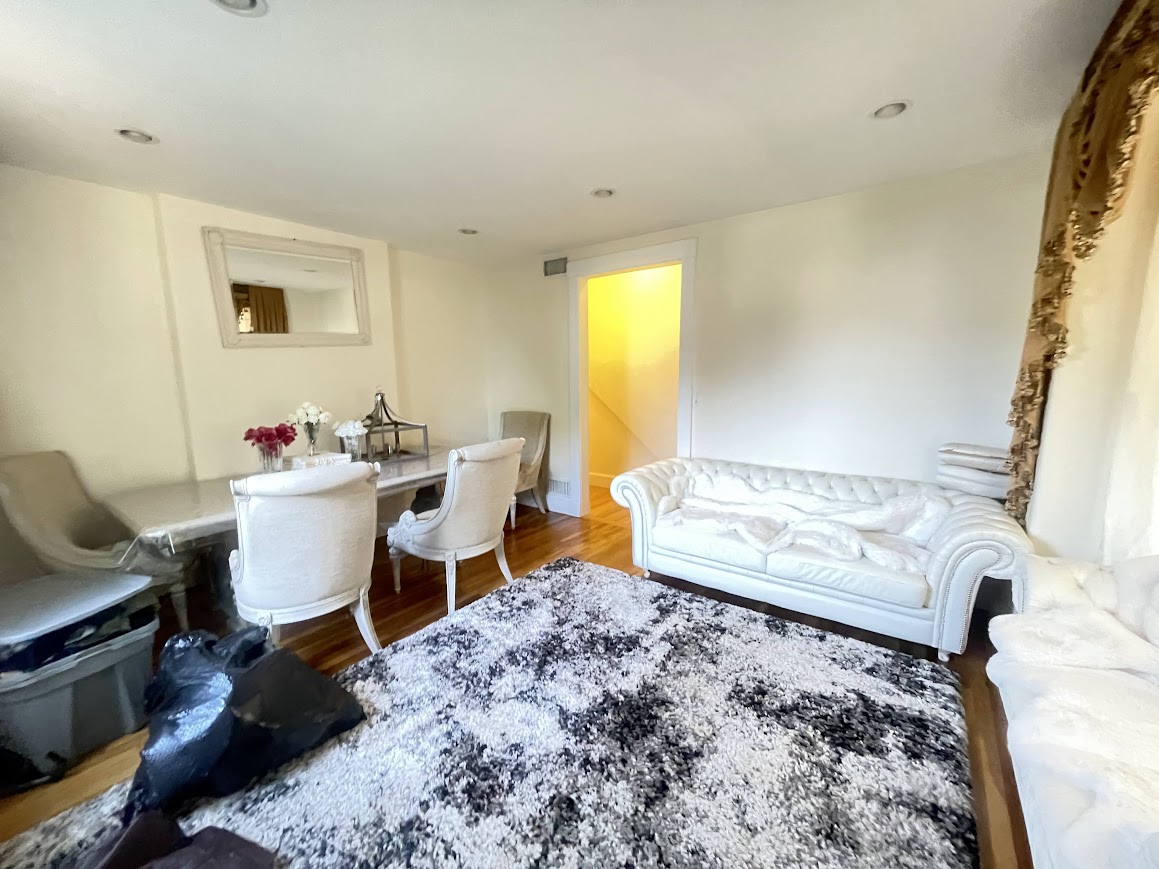 169 River St, West Newton