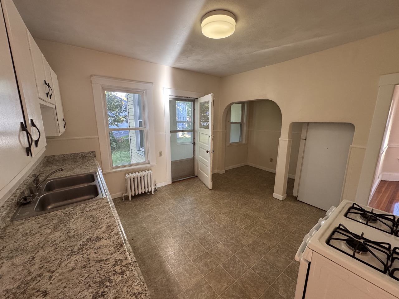 44 Wilson Ave, Belmont