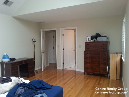 298 Adams St, Nonantum