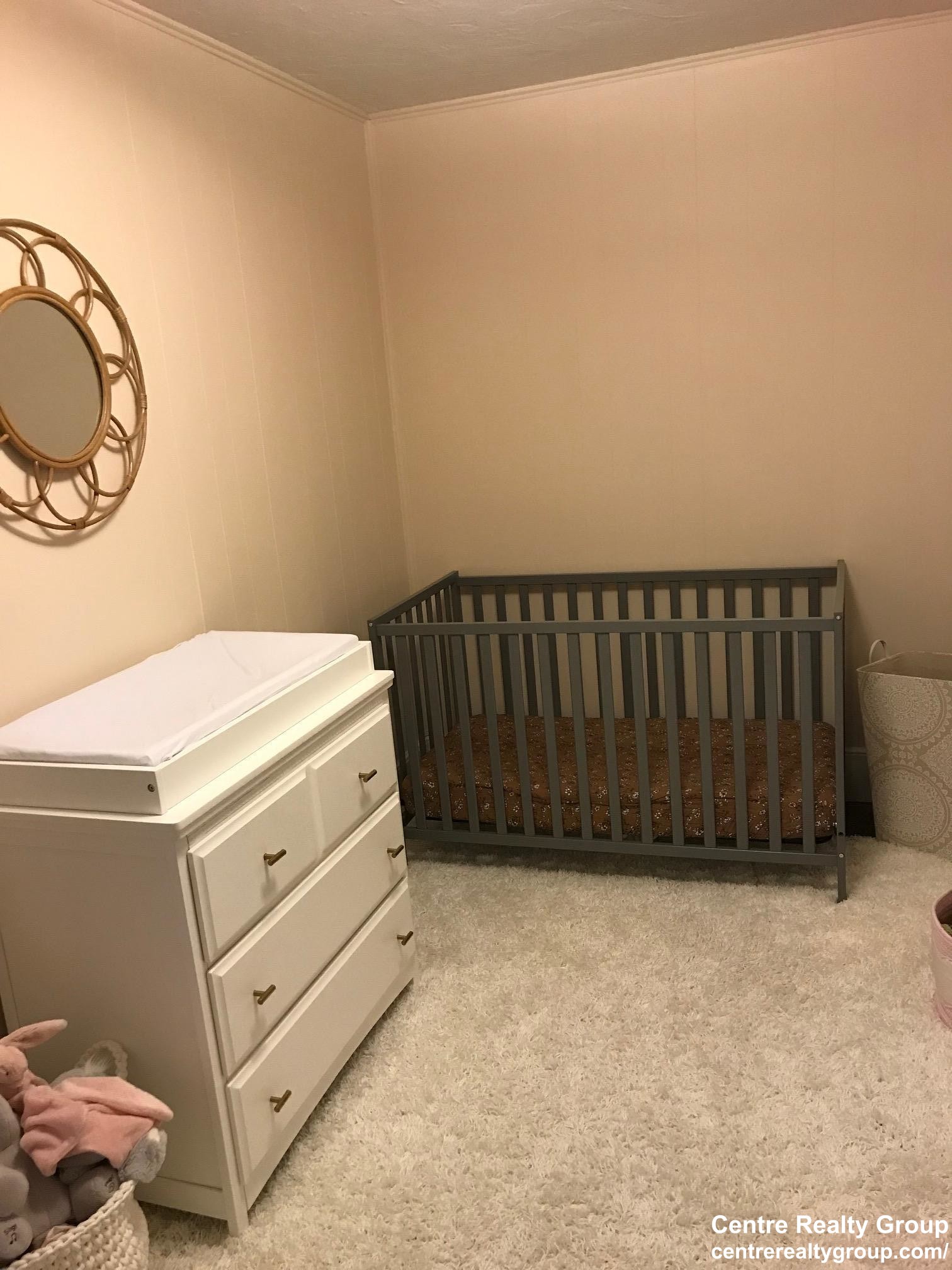 122 Chestnut St, South Side