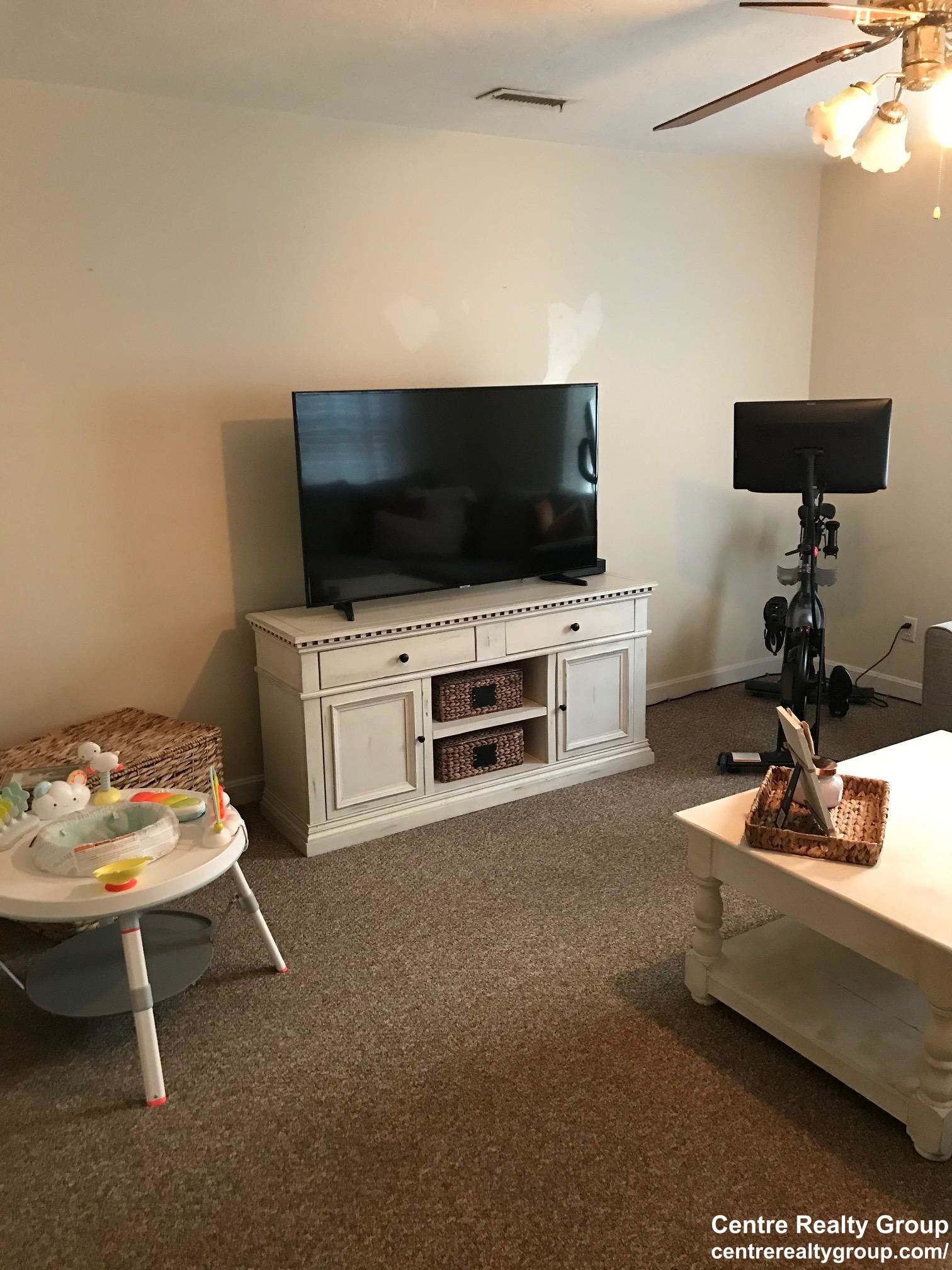 122 Chestnut St, South Side