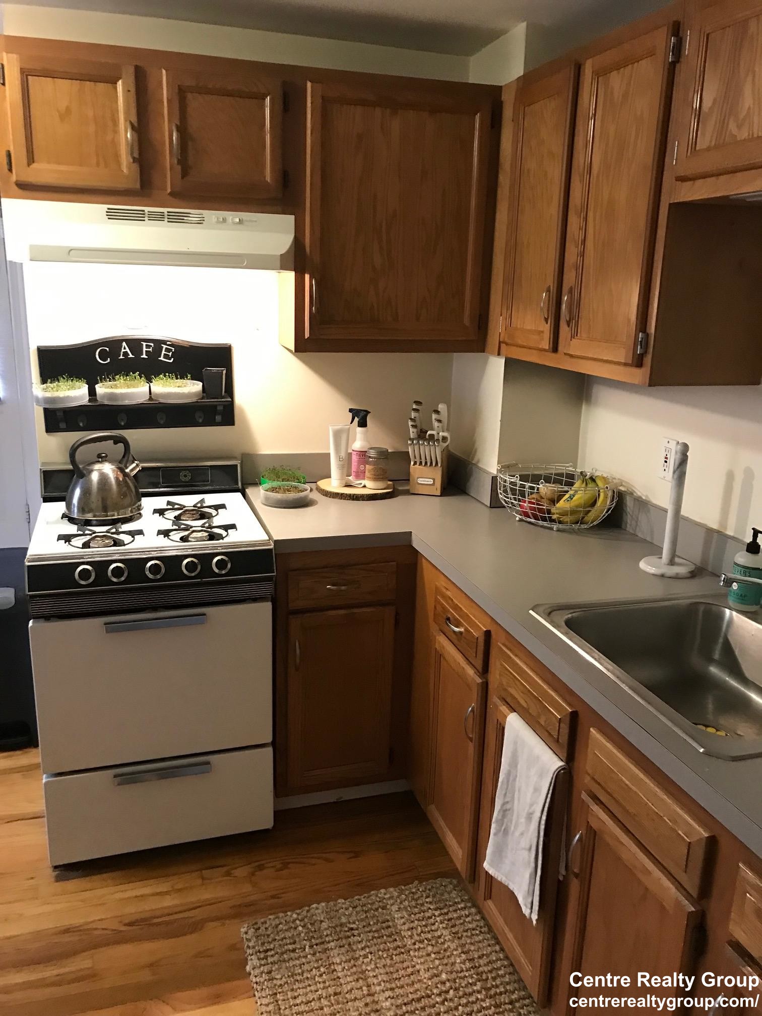 122 Chestnut St, South Side