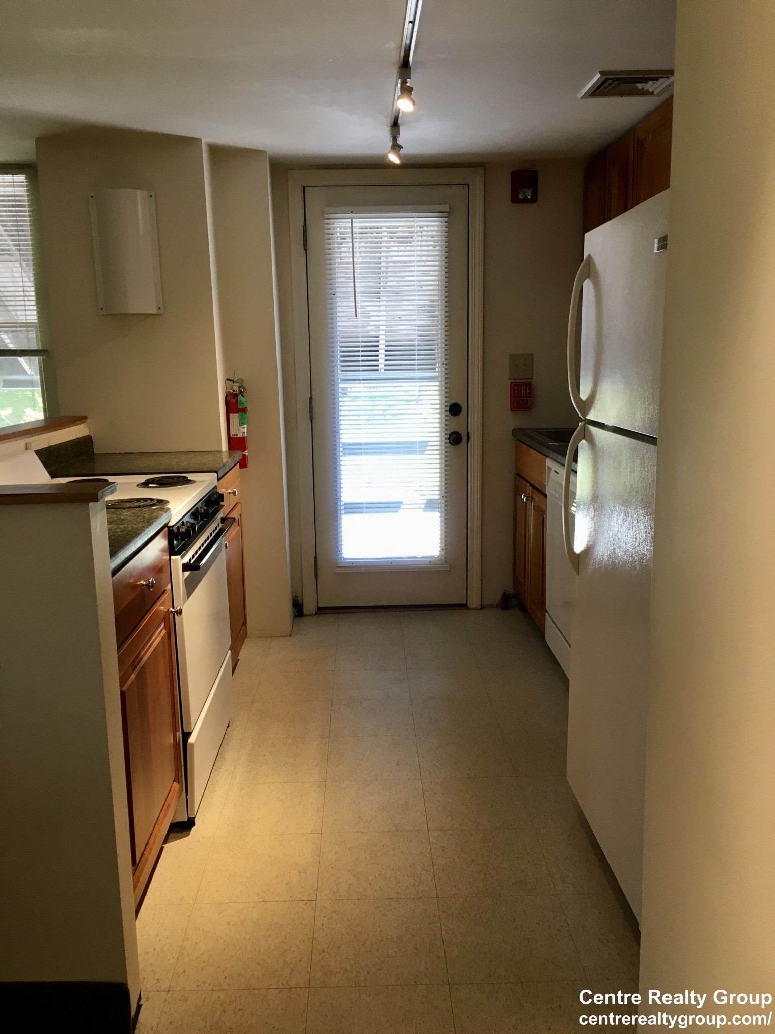 1024 Chestnut St, Newton Upper Falls