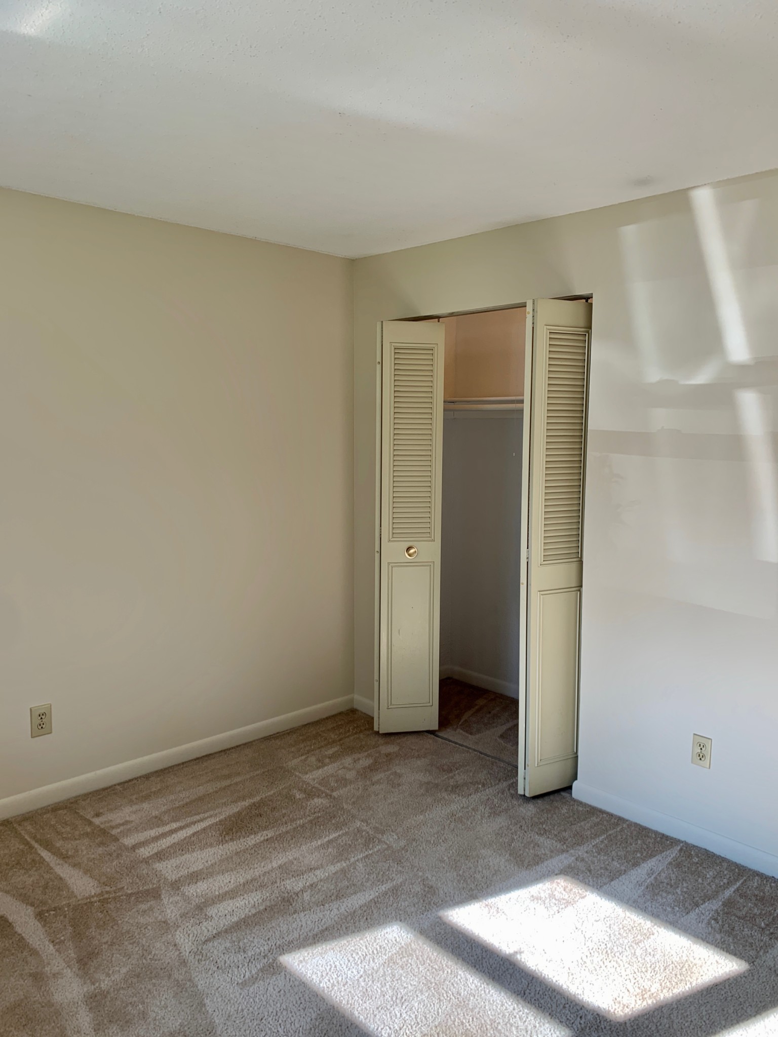 89 Lexington St, Auburndale