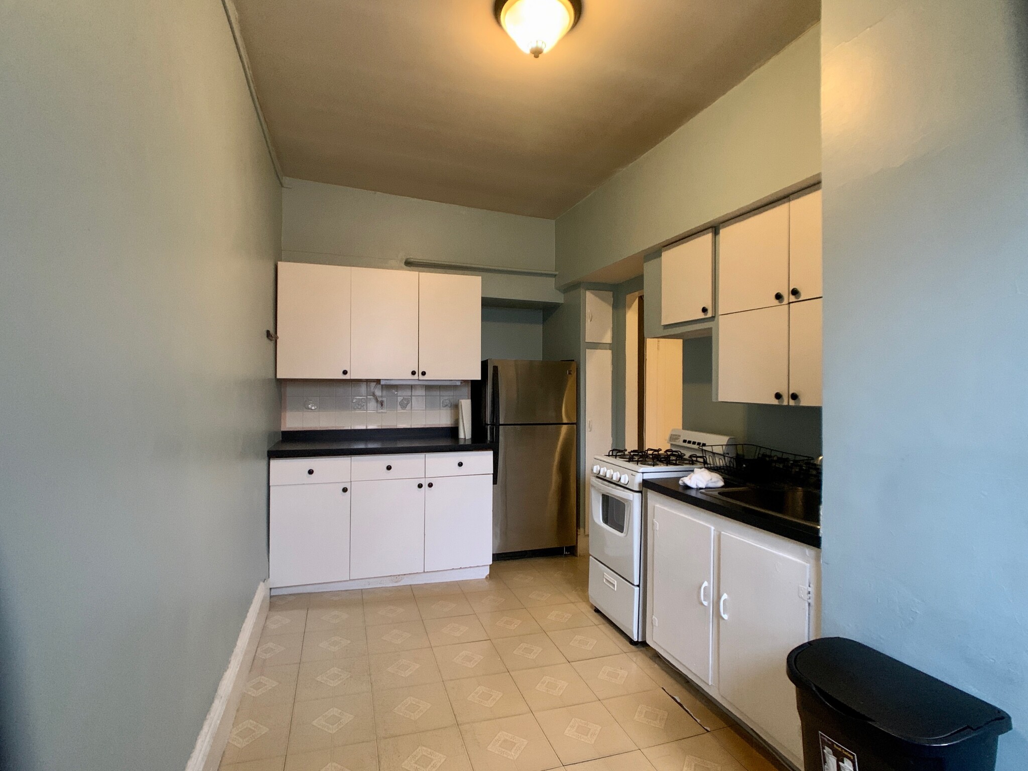 1868 Commonwealth Ave, Brighton