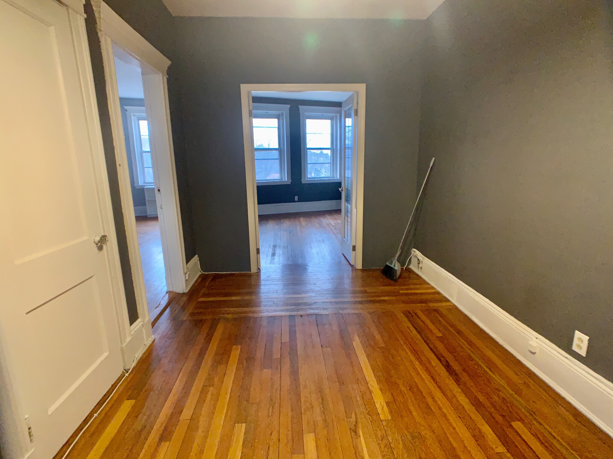 1868 Commonwealth Ave, Brighton