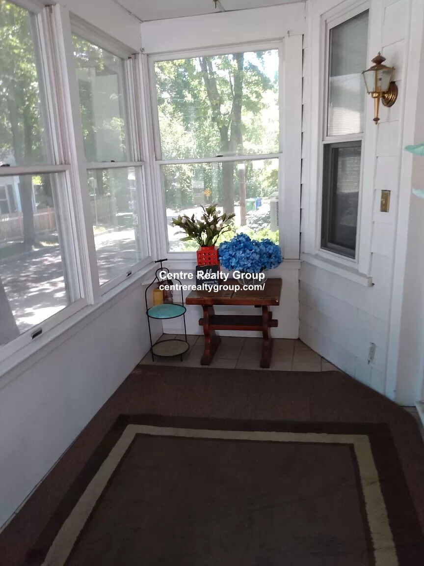 17 Abbott St, Newton Upper Falls