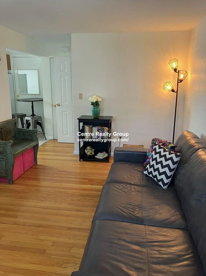 243 Lake St, Lakeview