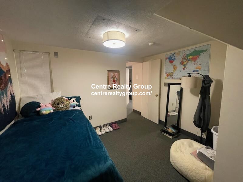 1024 Chestnut St, Newton Upper Falls