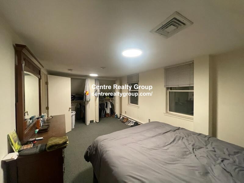 1024 Chestnut St, Newton Upper Falls