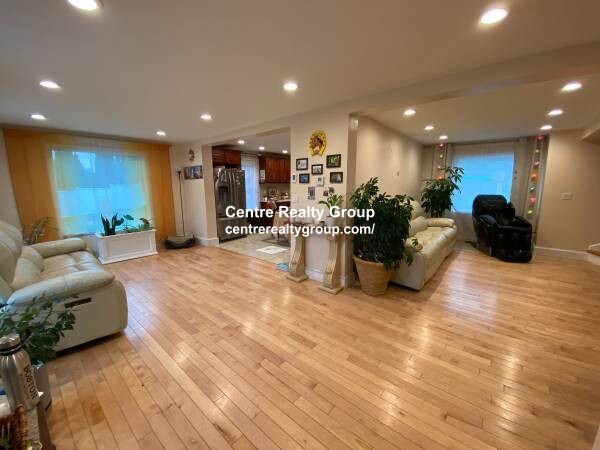 27 Hamilton Pl, Needham Heights