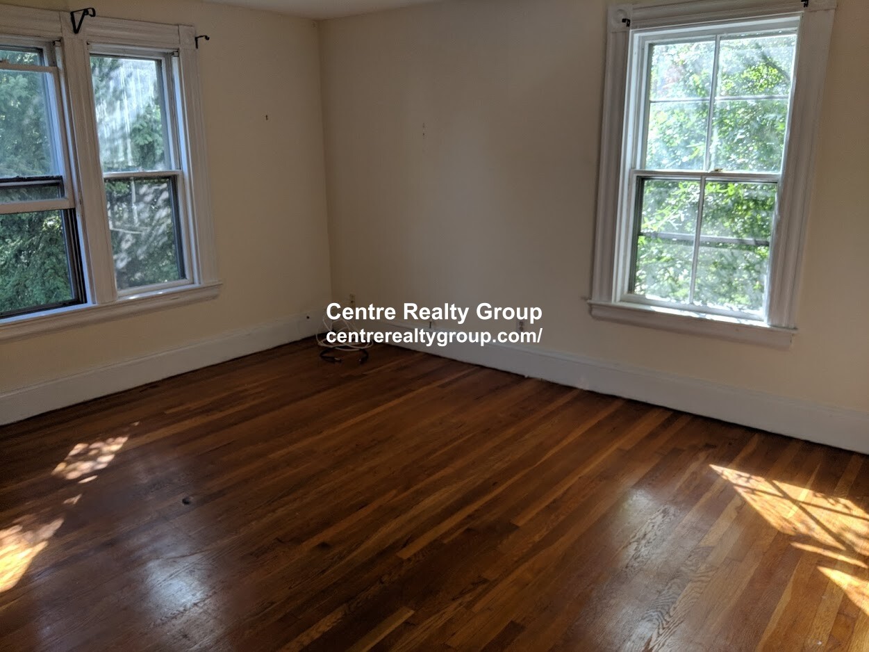 53 Eddy St, West Newton