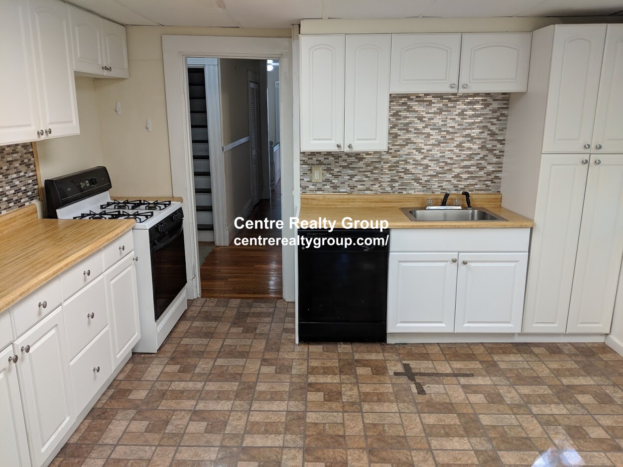 53 Eddy St, West Newton