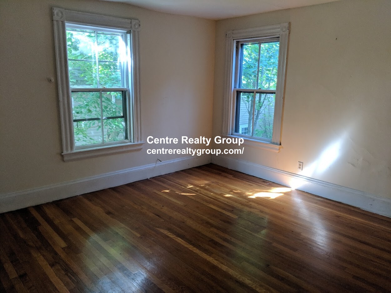 53 Eddy St, West Newton