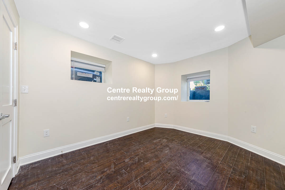 73-75 Lexington St, Waltham